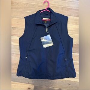 NWT north end top size large